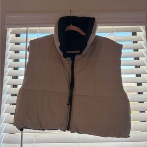 REVERSIBLE Cream + Black Cropped Puffer Vest